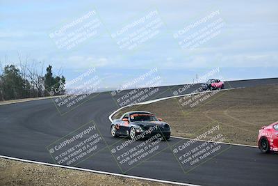 media/Jan-26-2025-CalClub SCCA (Sun) [[cfcea7df88]]/Group 1/Race/